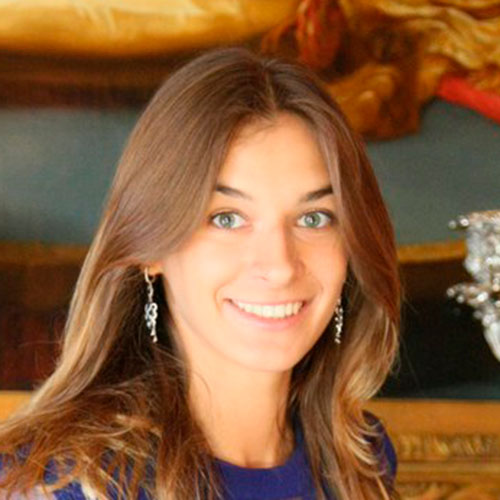 Яна Осташова 