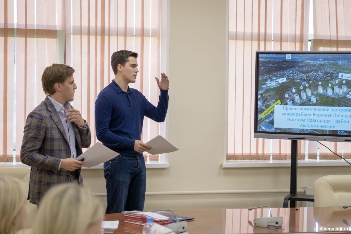 Студенты магистратуры «Управление городской инфраструктурой и развитием территорий» защитили выпускные работы