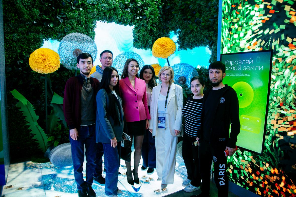 Магистранты программы «Событийный менеджмент и туризм» на международной выставке форум «Россия» на ВДНХ
