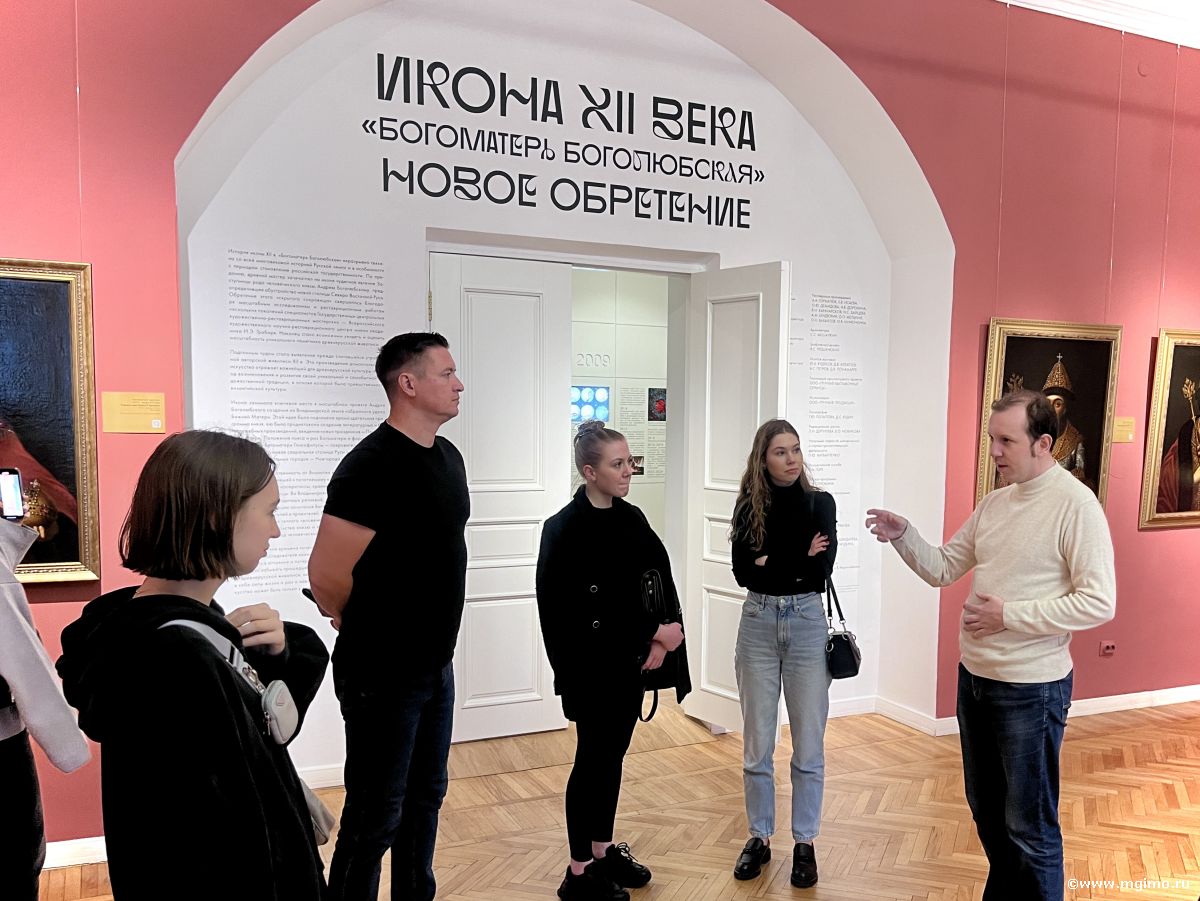 По маршруту Золотого кольца: мгимовцы на выездном модуле во Владимире