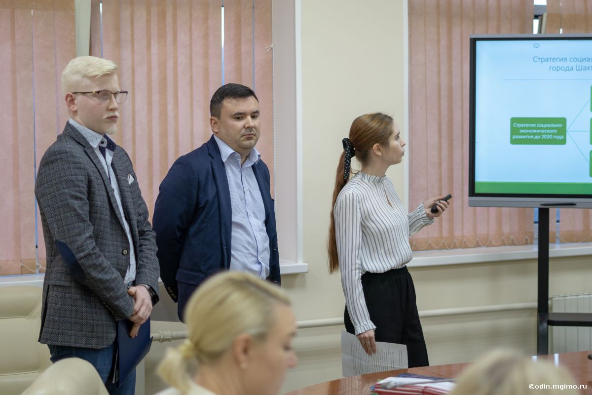 Студенты магистратуры «Управление городской инфраструктурой и развитием территорий» защитили выпускные работы