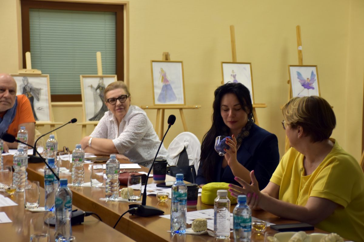 Профессиональная переподготовка «Практическое искусствознание»: защита дипломных проектов студентов МГИМО