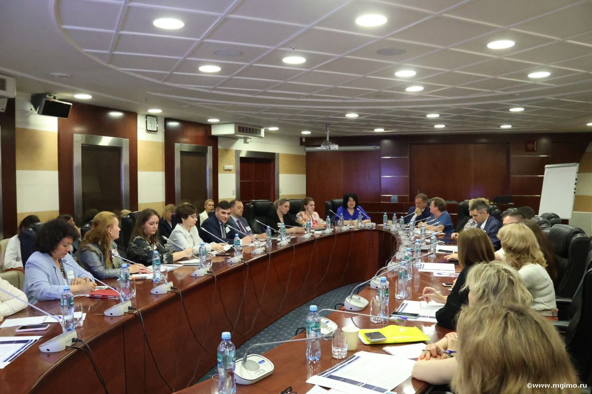 В МГИМО прошла проектно-аналитическая сессия по сетевым программам