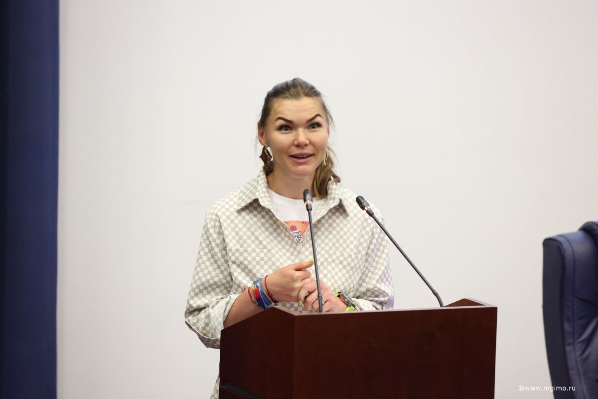 Выпускники Школы бизнеса получили дипломы