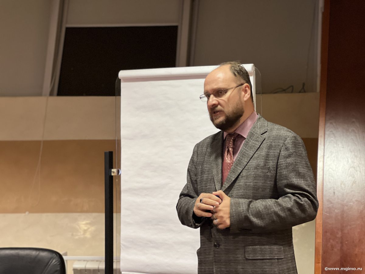 Настоящая «священная корова» в туризме — это возвратный турпоток. Игорь Каверзин на лекции «Туризм по четвергам»