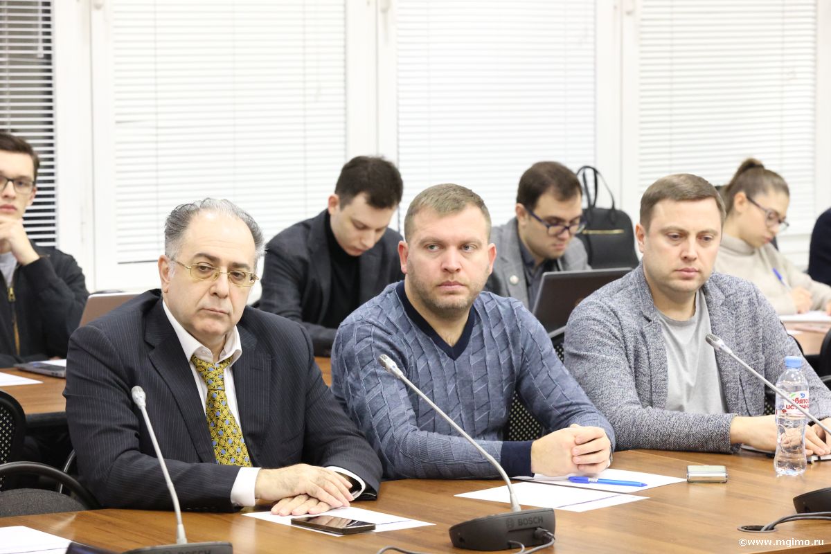 Формирующийся миропорядок: риски и возможности для России