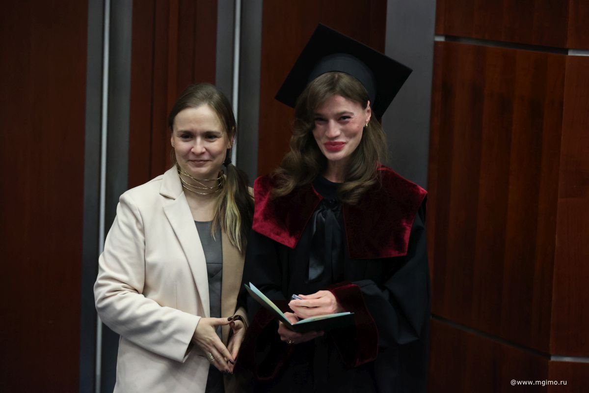 Выпускники Школы бизнеса получили дипломы