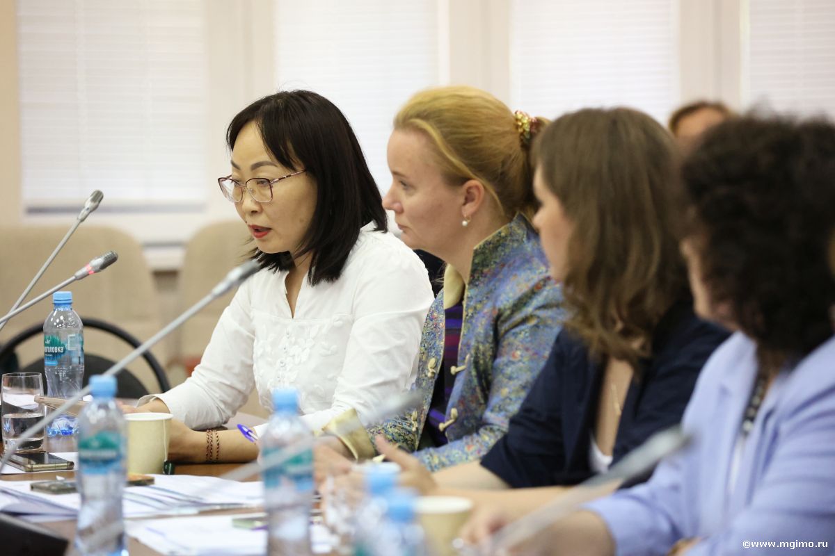 В МГИМО прошла проектно-аналитическая сессия по сетевым программам