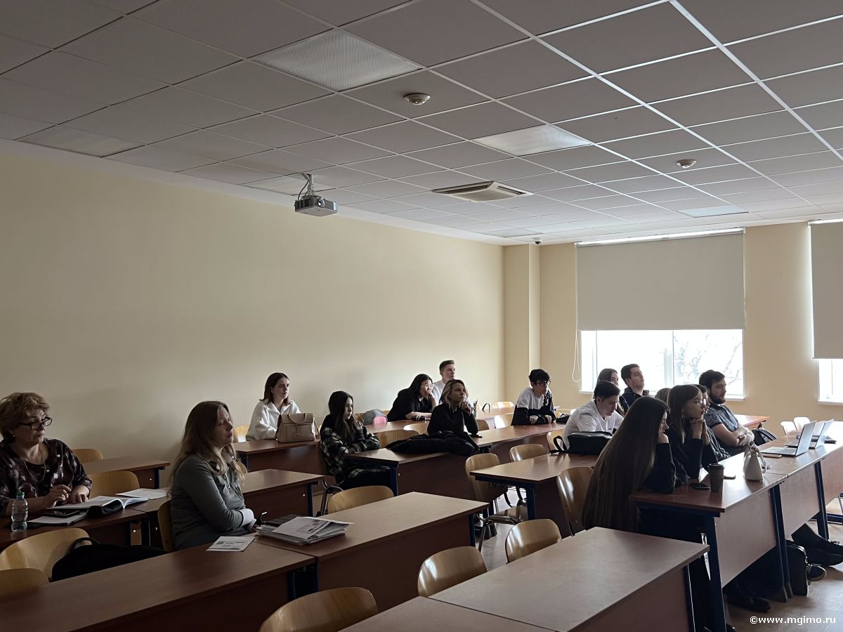 Профессионалы — студентам. Быстрое погружение в профессию