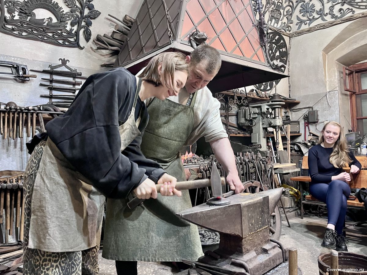 По маршруту Золотого кольца: мгимовцы на выездном модуле во Владимире