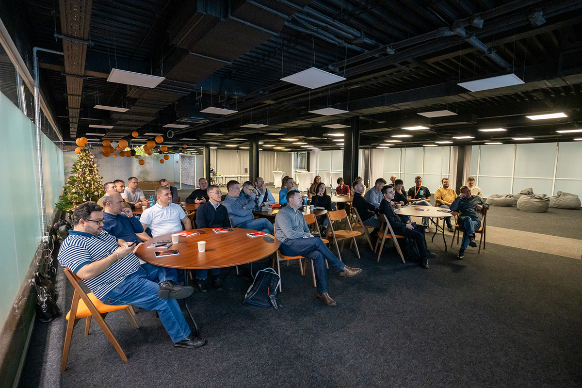 Слушатели MBA «Цифровая экономика» посетили Лекторий ИТ-компании TAGES