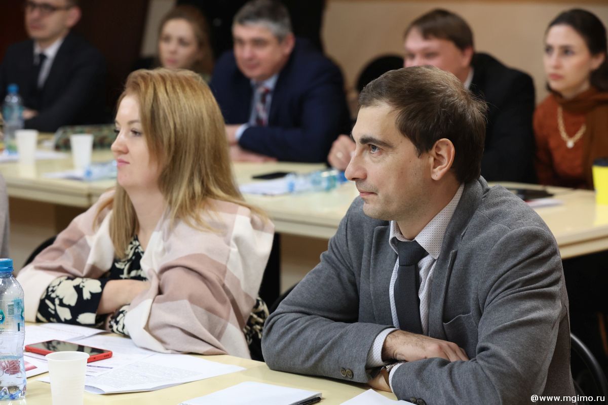 Программа по экспертно-аналитическому сопровождению принятия внешнеполитических решений для дипломатов из Приднестровья