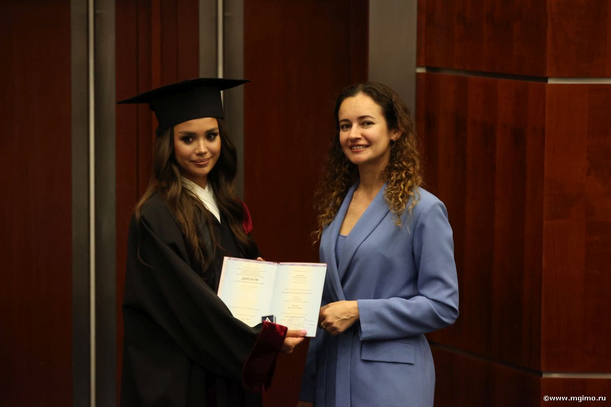 Дипломы и дипломаты: слушатели программы «Международные отношения» завершили обучение