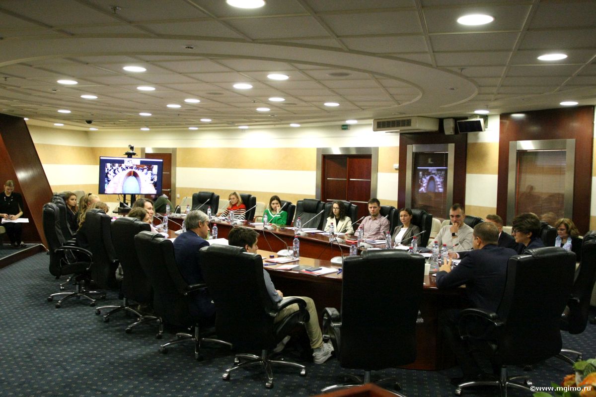 Третий поток программы «Мировой спорт: правовое регулирование, позиционирование, коммуникации»
