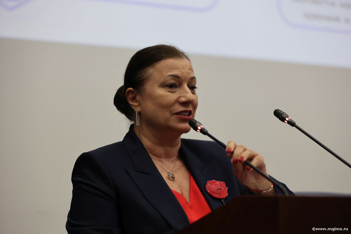 Магистранты Школы бизнеса МГИМО получили студенческие билеты