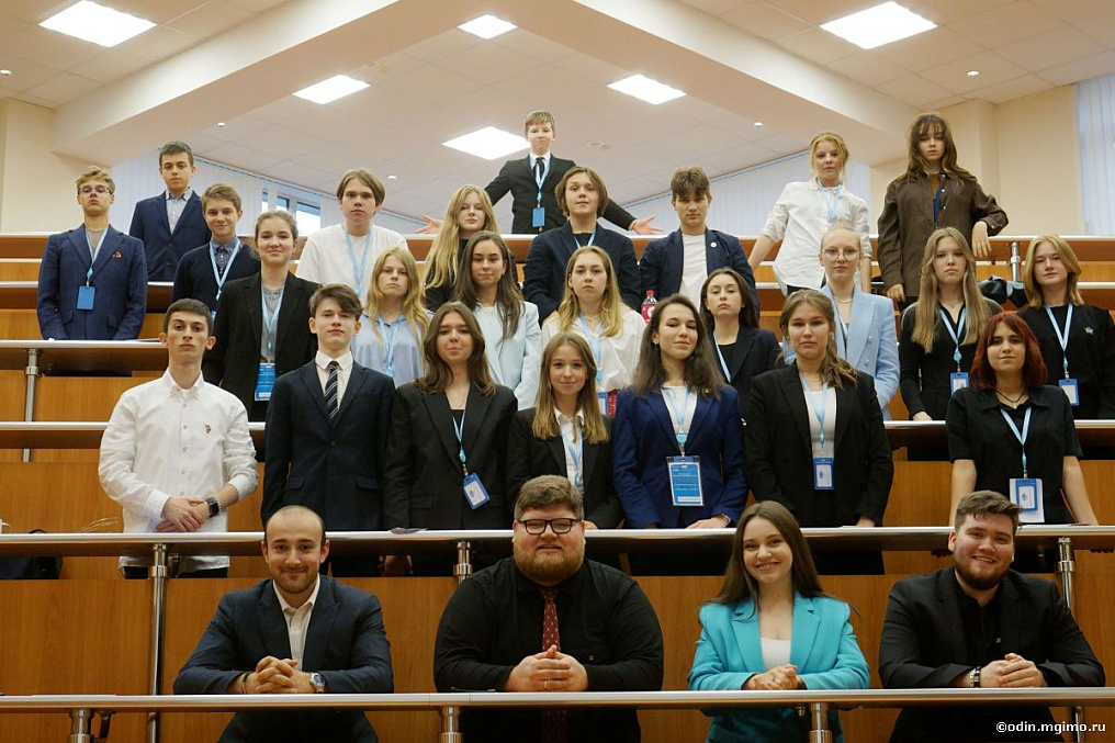 Завершилась летняя школа «Diplomatic Negotiation School»