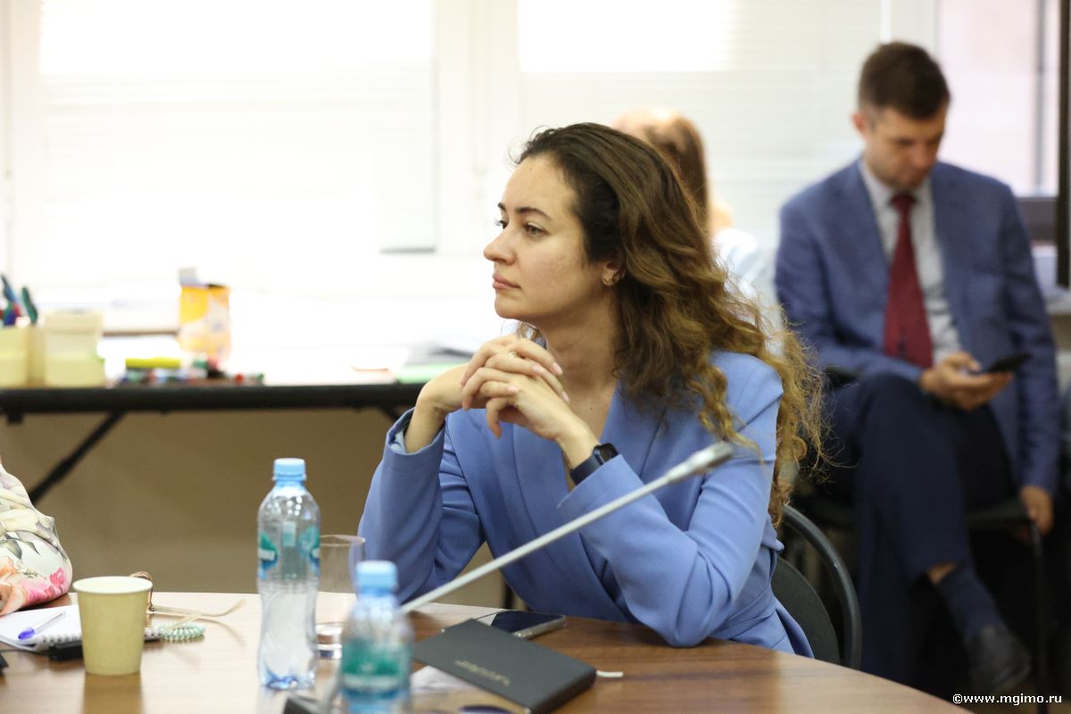 В МГИМО прошла проектно-аналитическая сессия по сетевым программам
