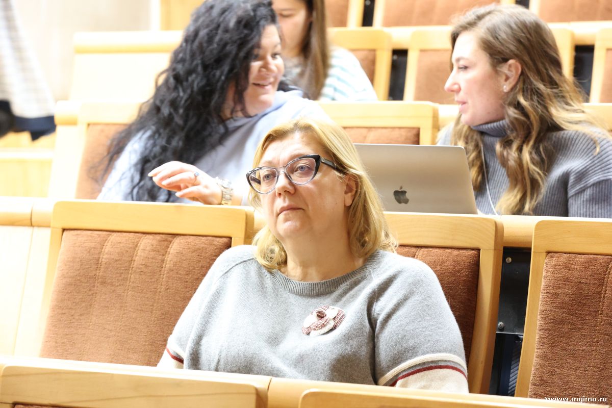 «Покупаем не мы, а наши чувства»: на «Туризме по четвергам» обсудили тренды нейромаркетинга