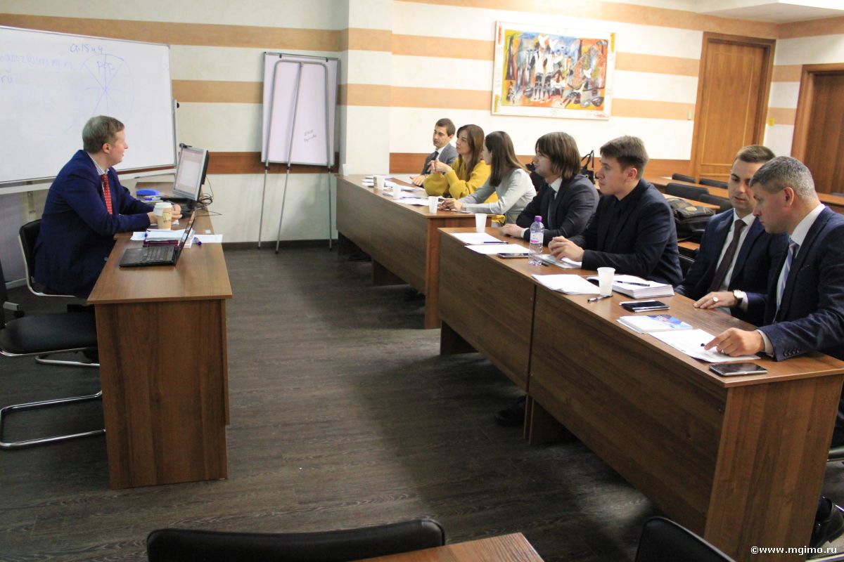 Программа по международным отношениям для дипломатов из Приднестровья