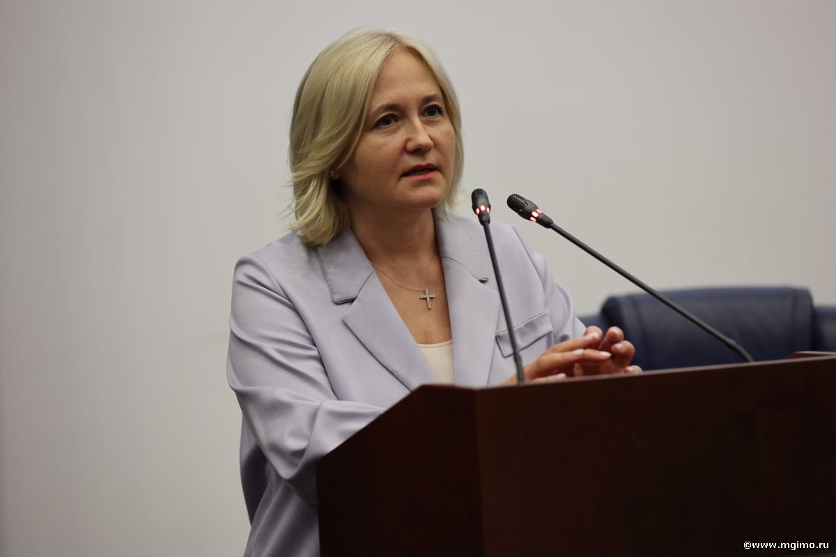 Магистранты Школы бизнеса МГИМО получили студенческие билеты