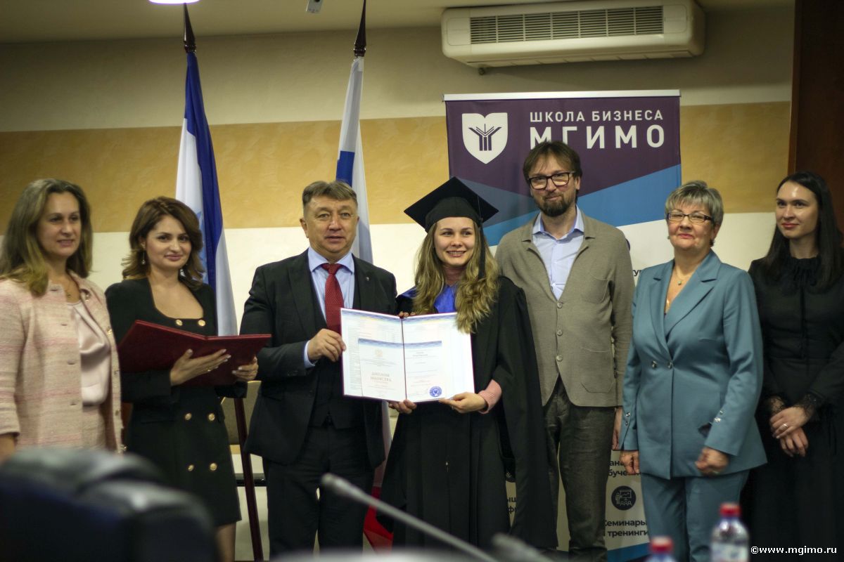 Спортивные дипломаты получили дипломы