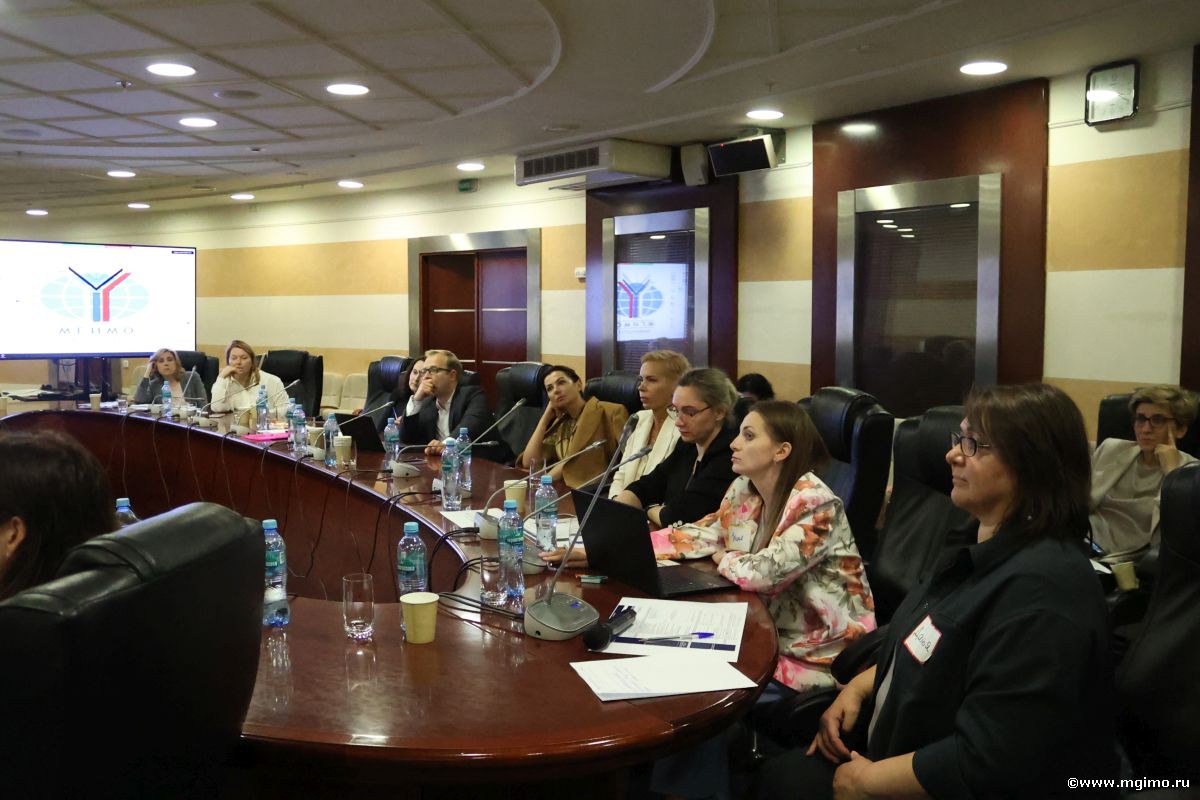В МГИМО прошла проектно-аналитическая сессия по сетевым программам