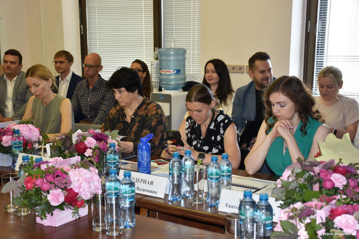 Выпускники программы по мировому спорту защитили дипломные проекты