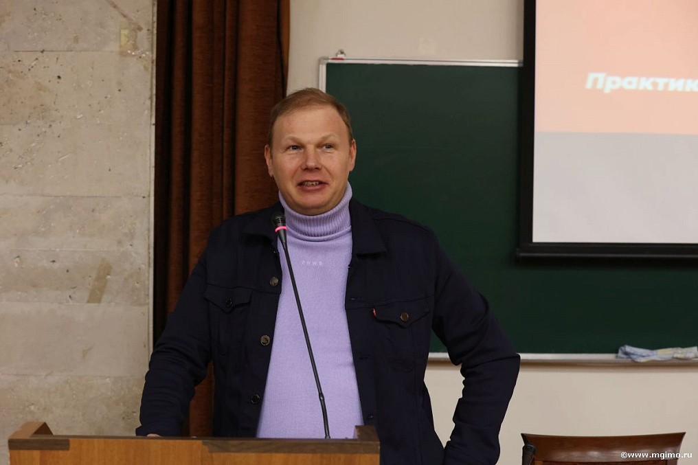 «Фестиваль ничем не отличается от майонеза», или как продвигать событийное мероприятие: Никита Гирин в МГИМО