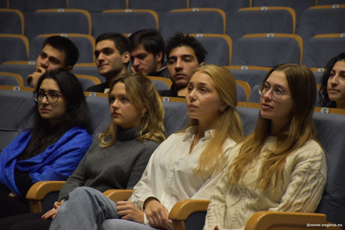 Риад Маммадов в МГИМО: музыка, объединяющая сердца