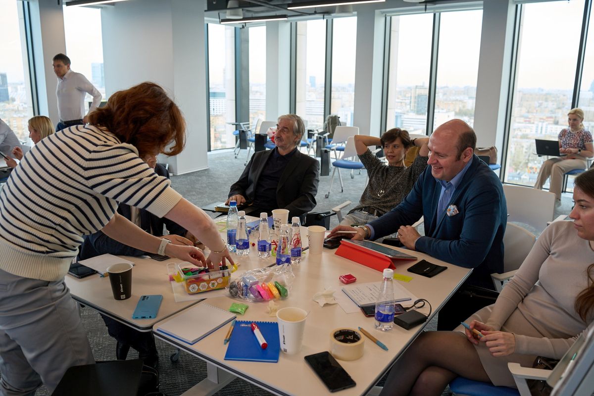 Слушатели программы «Цифровая экономика» знакомятся с инновационными практиками в финансовом секторе