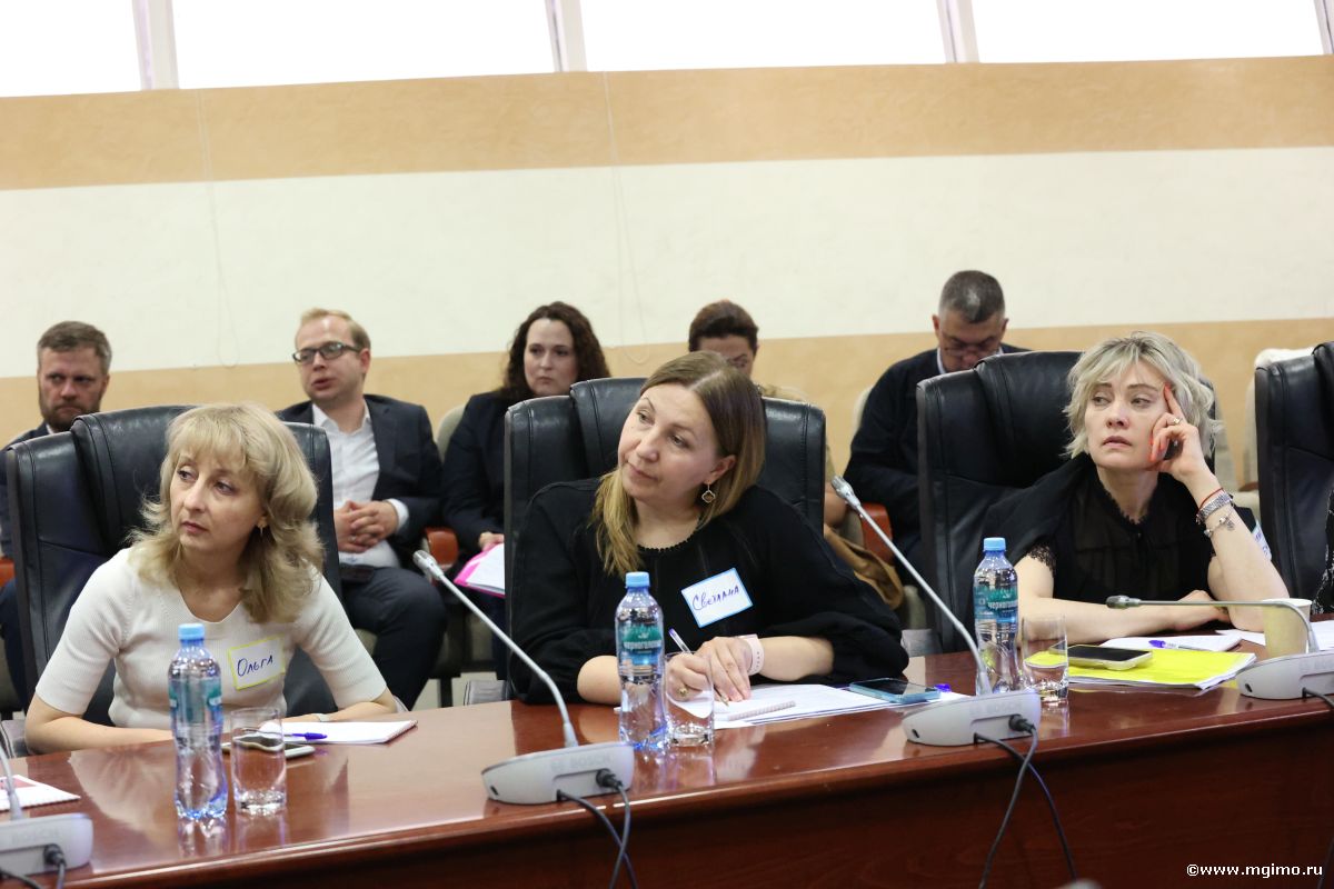 В МГИМО прошла проектно-аналитическая сессия по сетевым программам