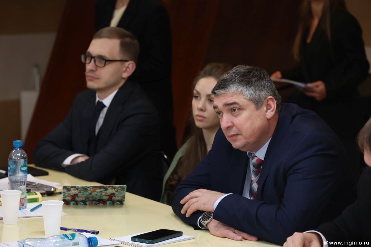 Программа по экспертно-аналитическому сопровождению принятия внешнеполитических решений для дипломатов из Приднестровья