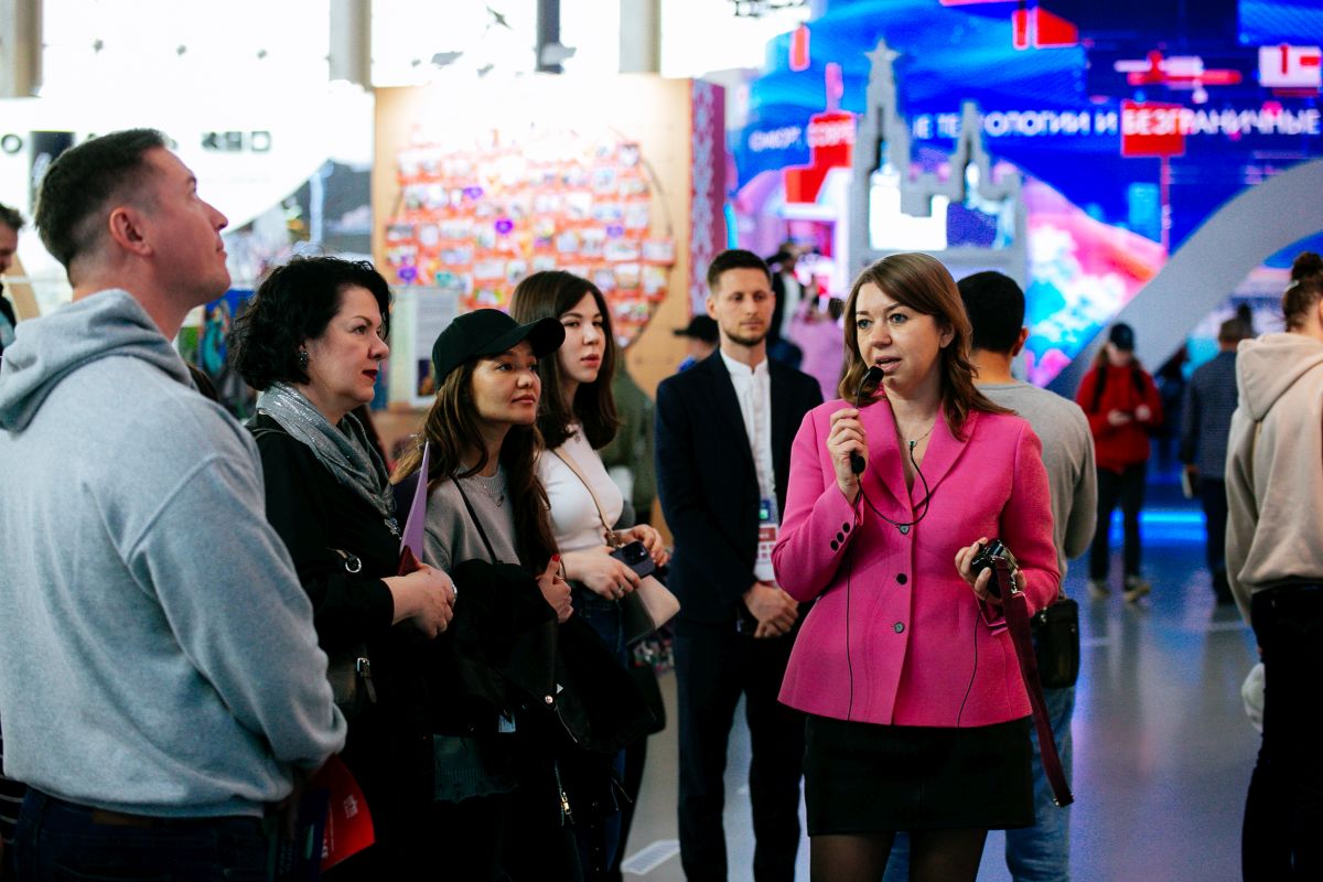 Магистранты программы «Событийный менеджмент и туризм» на международной выставке форум «Россия» на ВДНХ