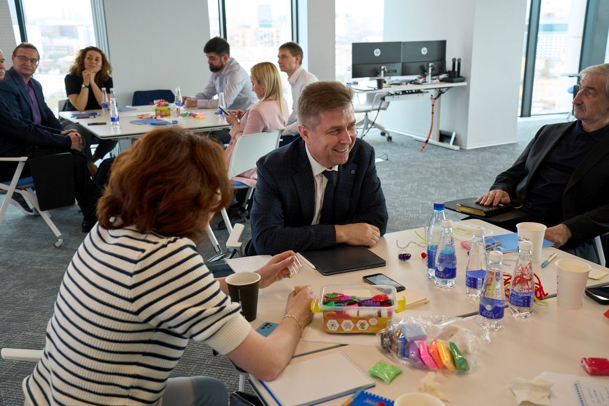 Слушатели программы «Цифровая экономика» знакомятся с инновационными практиками в финансовом секторе