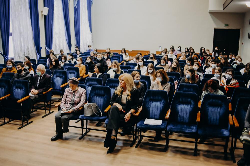  МГИМО провел программу по протоколу для студентов и преподавателей КФУ