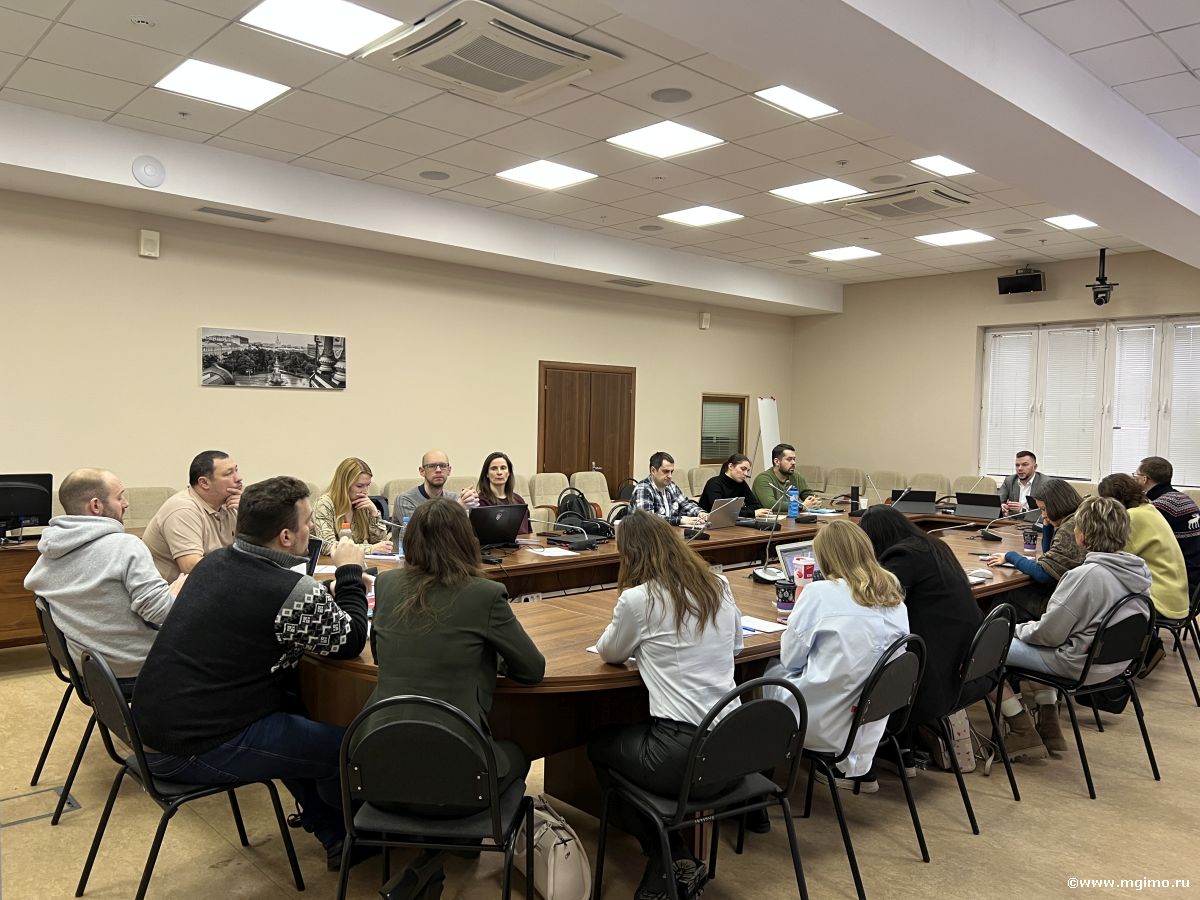 Шестой модуль программы по мировому спорту: коммерческие и трудовые отношения