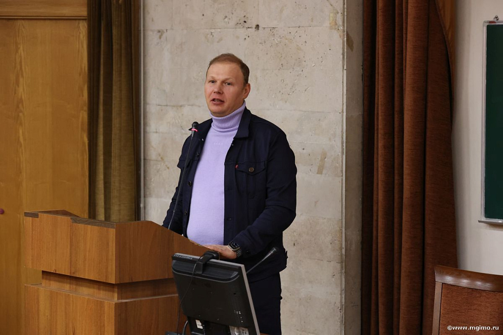 «Фестиваль ничем не отличается от майонеза», или как продвигать событийное мероприятие: Никита Гирин в МГИМО