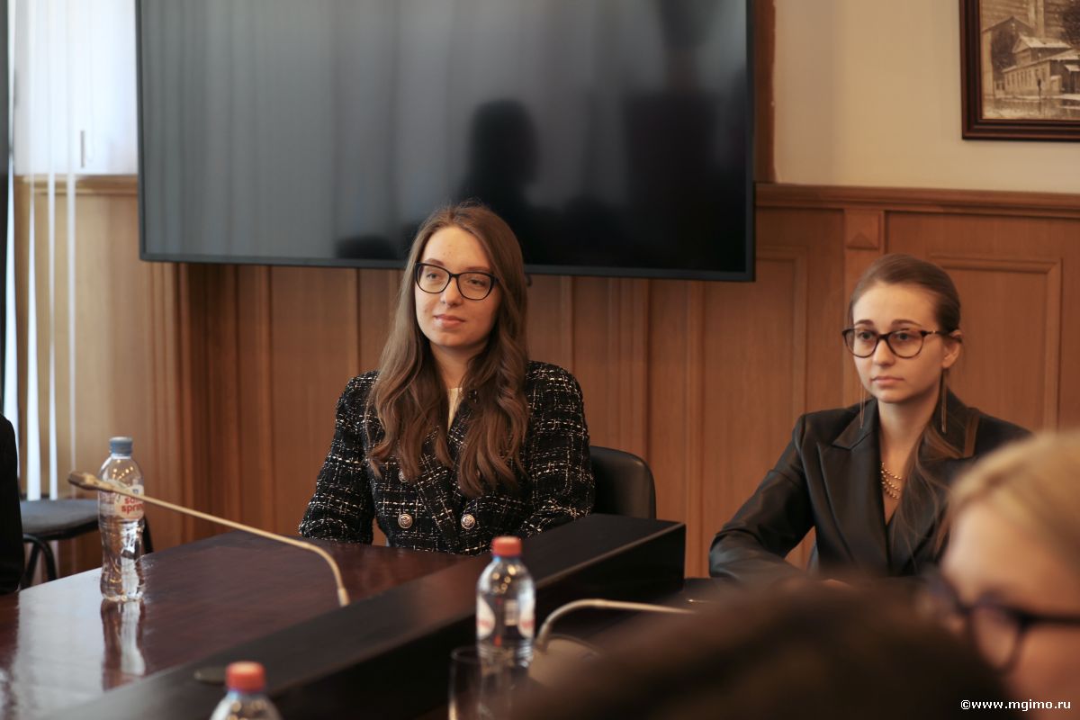 Встреча ректора А.В.Торкунова со студентами магистратуры «Менеджмент в сфере искусства и культуры»