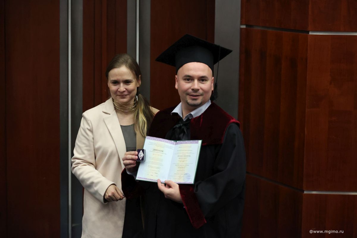 Выпускники Школы бизнеса получили дипломы