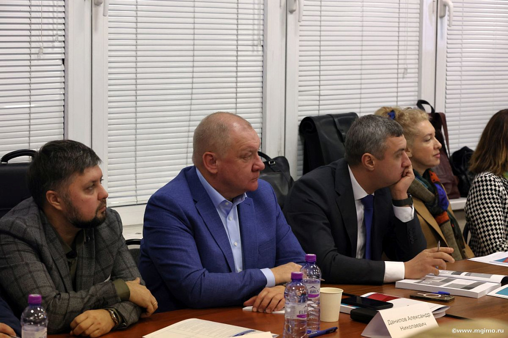 GR и лоббизм: старт 14-ого потока программы