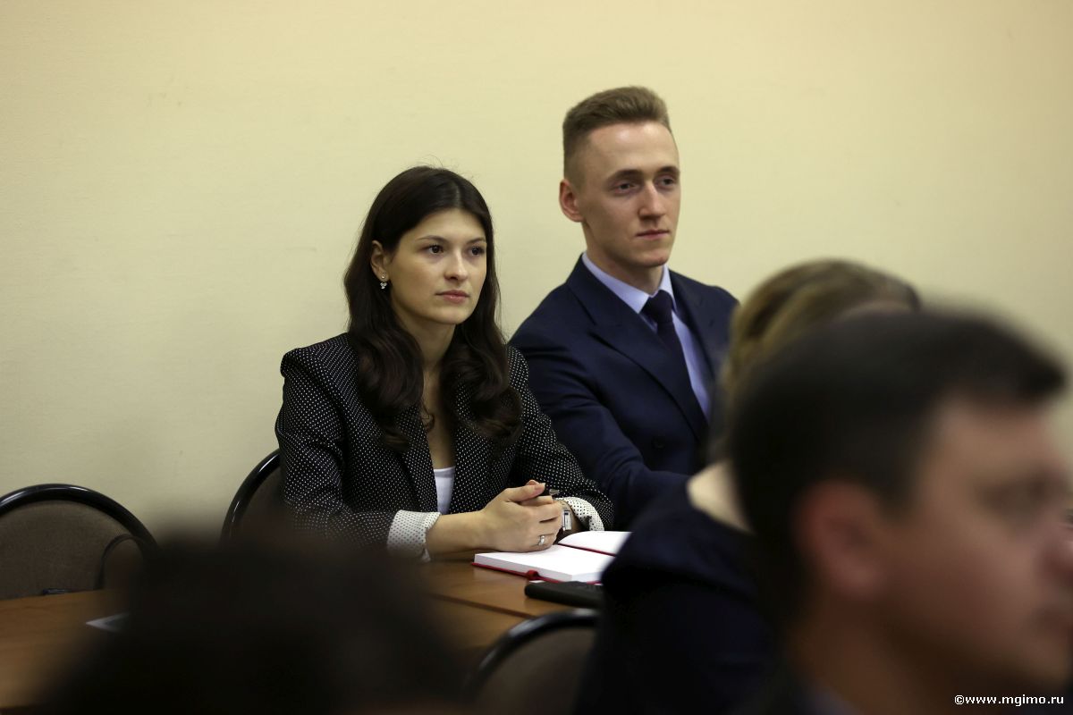 Программа переподготовки по международным отношениям