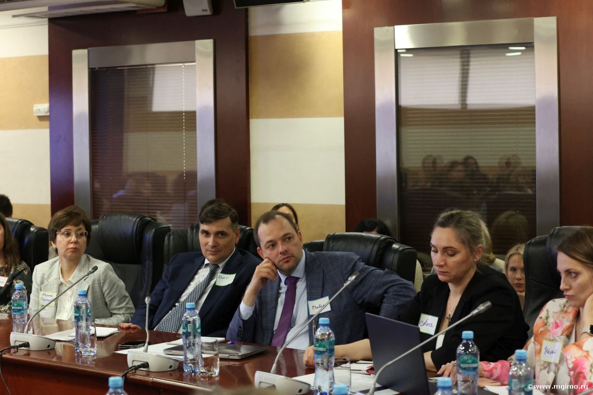 В МГИМО прошла проектно-аналитическая сессия по сетевым программам