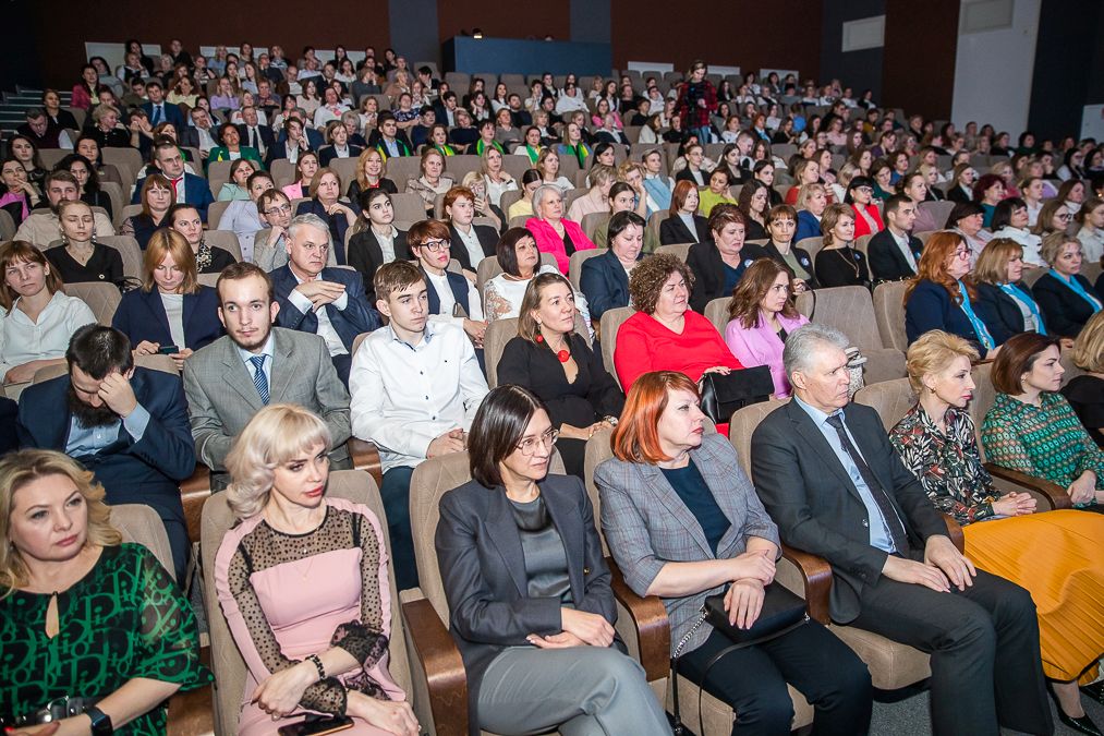 Завершилась программа профессиональной переподготовки для директоров школ Одинцовского городского округа