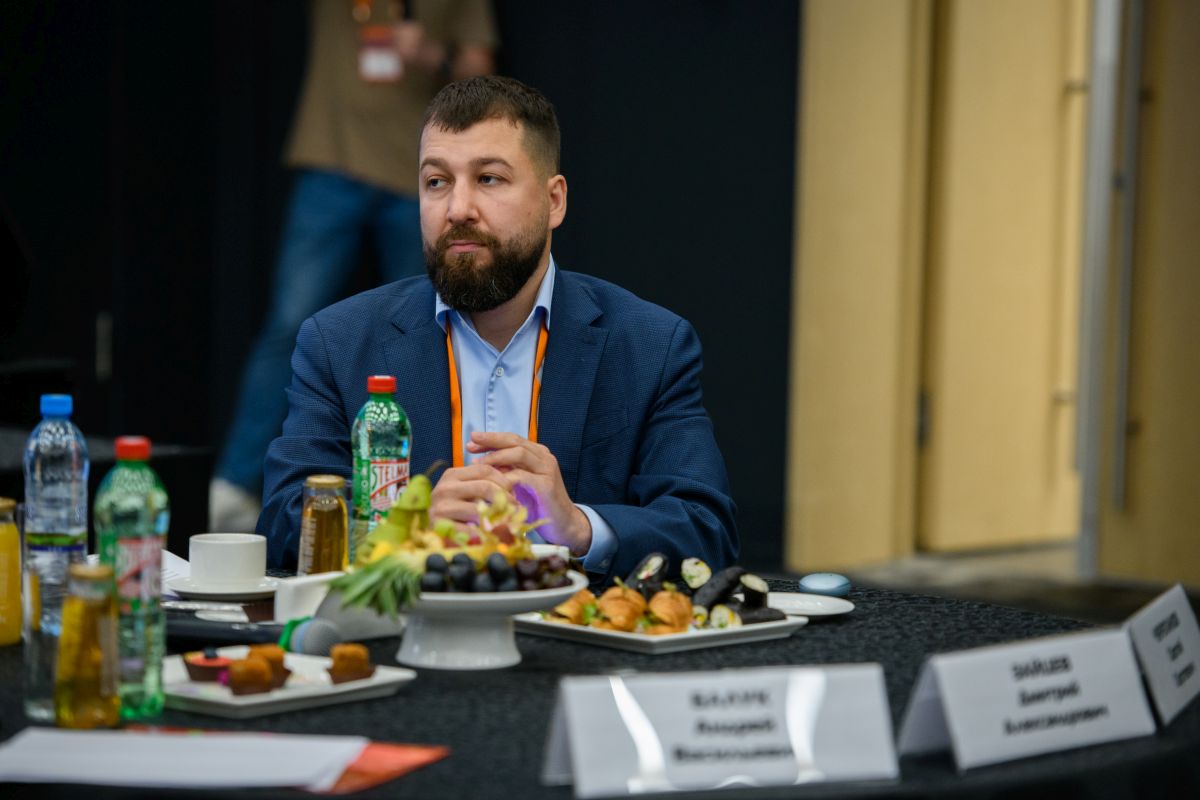 Преподаватель Базовой кафедры Министерства ЖКХ Московской области МГИМО принял участие в Саммите деловых кругов «Сильная Россия»