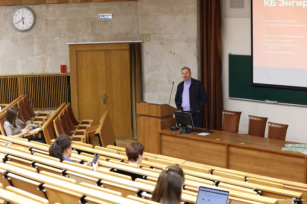 «Фестиваль ничем не отличается от майонеза», или как продвигать событийное мероприятие: Никита Гирин в МГИМО