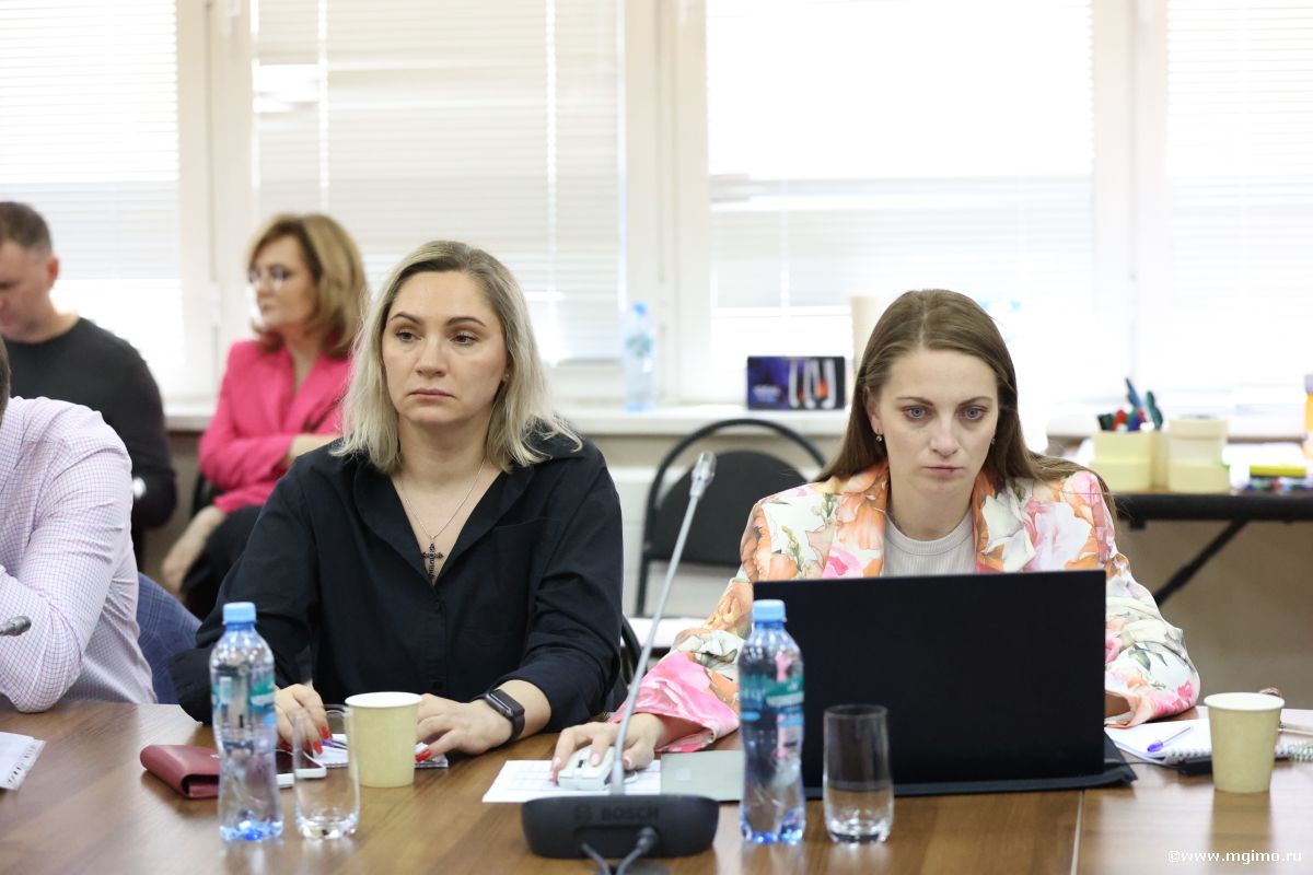 В МГИМО прошла проектно-аналитическая сессия по сетевым программам