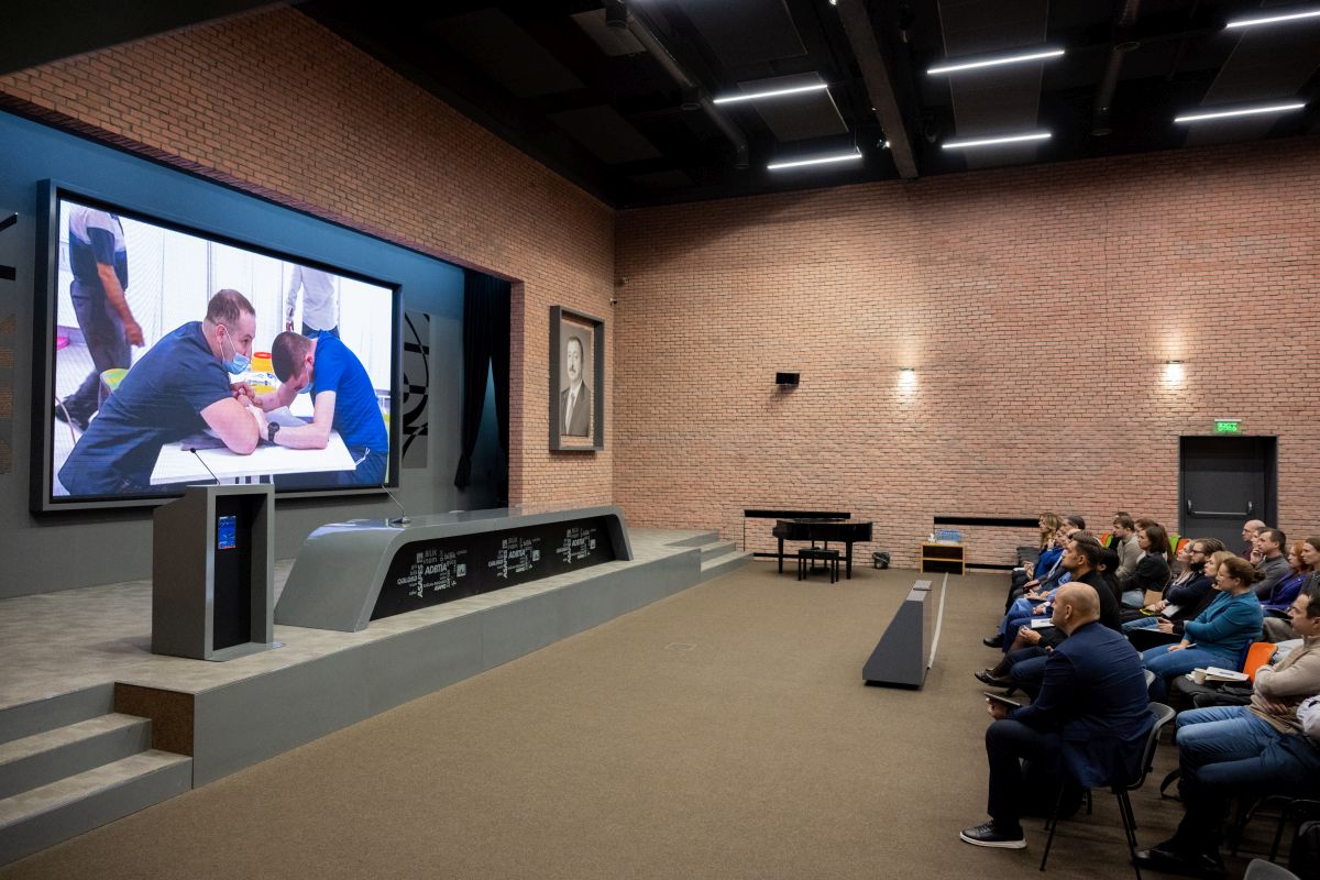 В Баку стартовал выездной модуль программы по мировому спорту