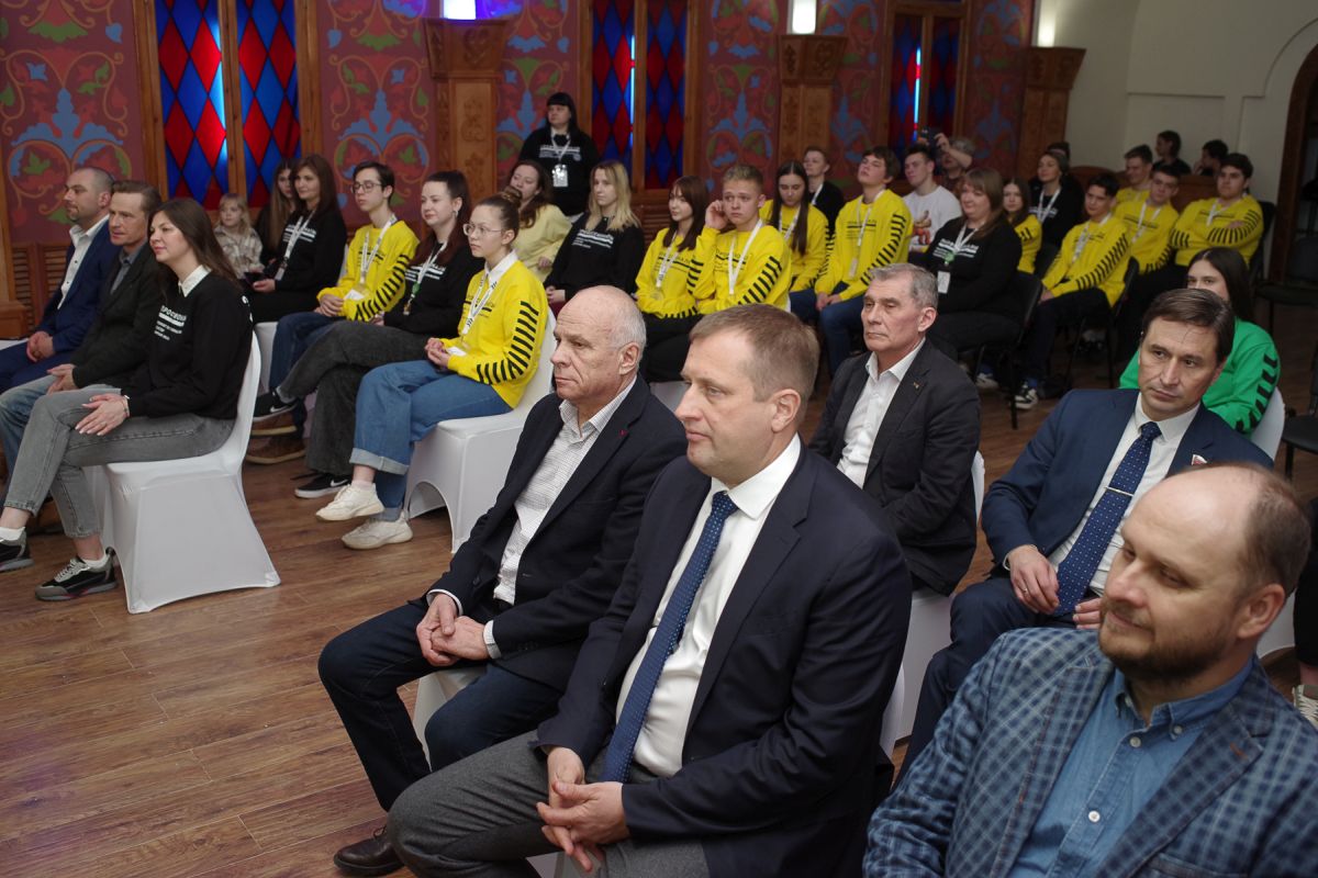 Молодые профессионалы получают признание МГИМО