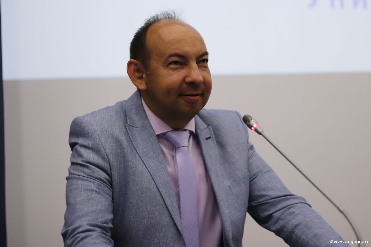 Выпускники программ Школы бизнеса МГИМО получили дипломы