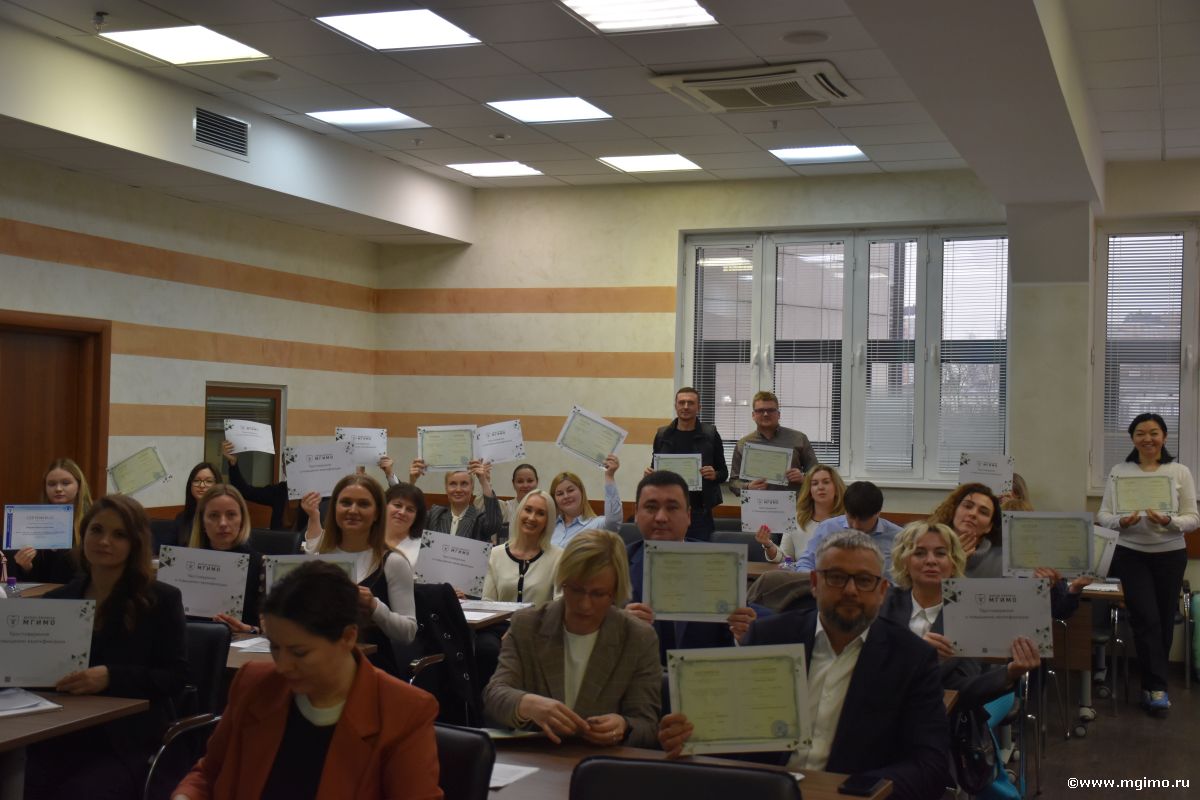 Завершилась программа «Международный деловой протокол и этикет»